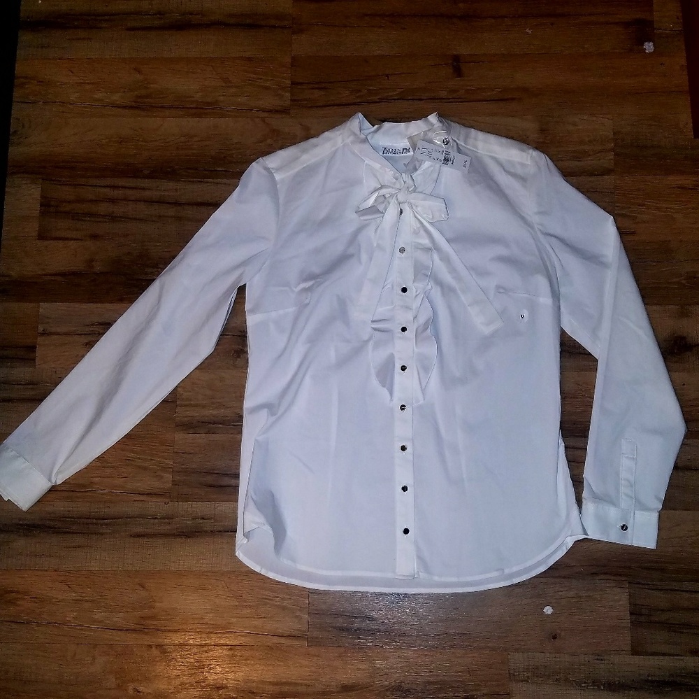 Top - Picture 2 of 2